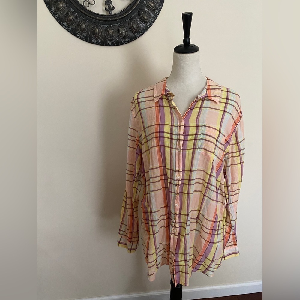 Old Navy Lightweight 100% Cotton Pastel Plaid Long Sleeve Button Down Shirt